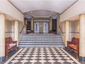 2 Bed Apartment in Houghton Estate
