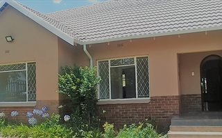 4 Bedroom House in Florida Park