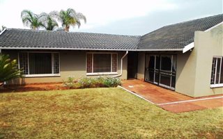 4 Bedroom House in Valhalla