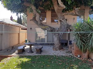 3 Bed House in Westdene