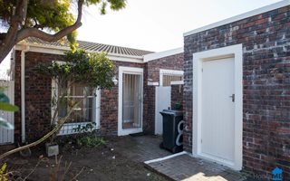 2 Bedroom House in Plumstead