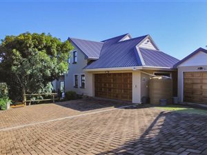3 Bed House in Cintsa