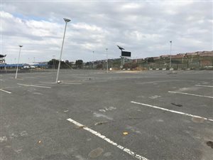 10000 m² Industrial space in Isipingo