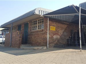 143 m² Industrial space in Wadeville