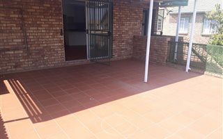 2 Bedroom Townhouse in Lyttelton