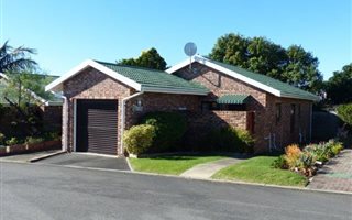 2 Bedroom Townhouse in Gonubie