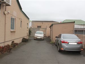 220 m² Office Space in Windermere