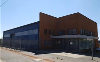1000 m² Industrial space in Activia Park