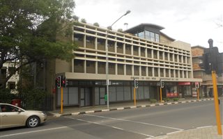 585 m² Office Space in Paarl