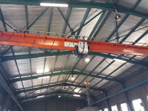 1000 m² Industrial space in Alton