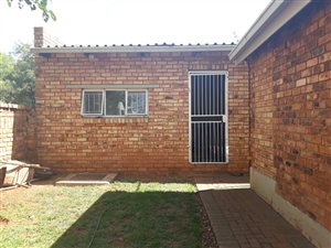 3 Bedroom Townhouse in Helikon Park