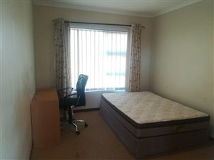 1 Bed Garden Cottage in Summerstrand