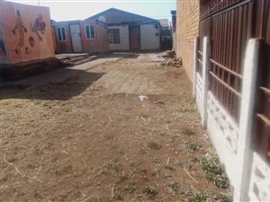 372 m² Land available in Sebokeng Zone 6