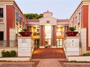 234 m² Office Space in Inanda