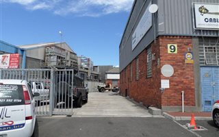 256 m² Commercial space in Montague Gardens