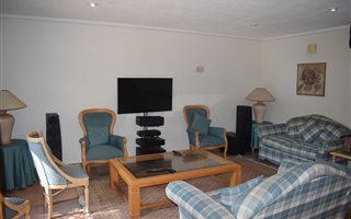 3 Bedroom Townhouse in Brooklyn