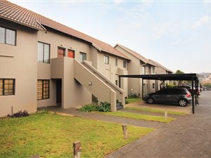 2 Bed Apartment in Radiokop