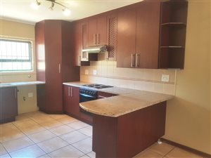 2 Bedroom Apartment in Monument