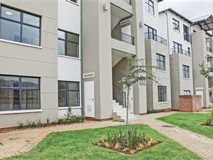 3 Bed Apartment in Wilgeheuwel