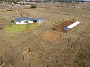 5 ha Farm in Bainsvlei