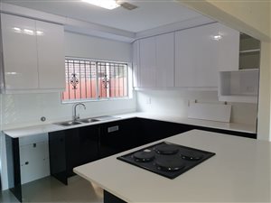 3 Bed Duplex in Riverside