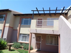 2 Bed Apartment in Van Der Hoff Park