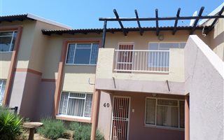 2 Bedroom Apartment in Van Der Hoff Park
