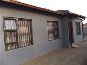 3 Bed House in Vanderbijlpark CE3