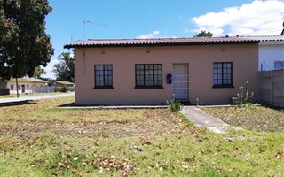3 Bedroom House in Eric Dodd