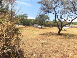 2791 m² Land available in Lynnwood Glen