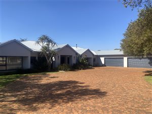8 m² Smallholding in Tierpoort