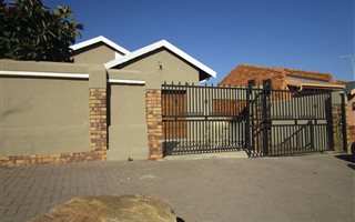 3 Bedroom House in Diepkloof