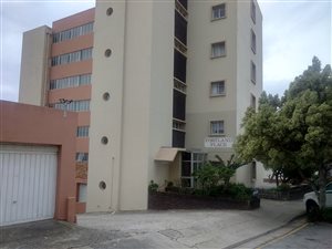 1 Bed Apartment in Port Elizabeth Central