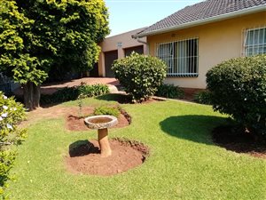 4 Bed House in Buurendal