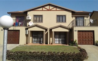 3 Bedroom Duplex in Northcroft
