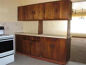 3 Bed Flat in Roodepoort North