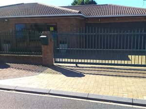 3 Bed House in Bellair