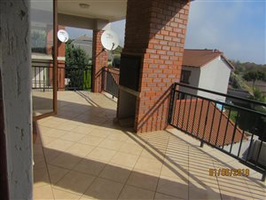 3 Bed Townhouse in Country View Estate