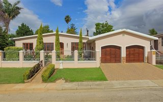 4 Bedroom House in Fairbridge Heights