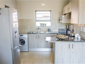 2 Bed Apartment in Mooikloof Equestrian Estate