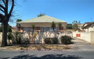 3 Bedroom House in Rosettenville