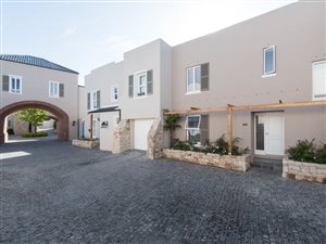 3 Bed House in Nooitgedacht Estate