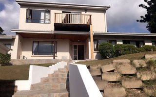 8 Bedroom House in Sarnia