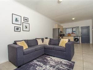 2 Bed Apartment in Parklands East
