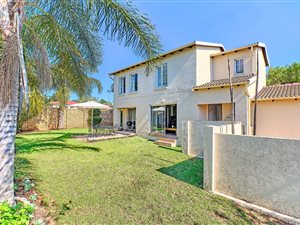 3 Bed Townhouse in Kyalami Hills