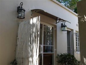2 Bed Garden Cottage in Parktown North