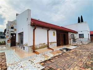 3 Bed House in Pollak Park
