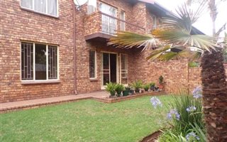 3 Bedroom Townhouse in Hennopspark