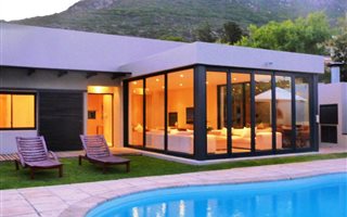 3 Bedroom House in Hout Bay and surrounds