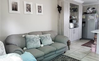 2 Bedroom Apartment in Sunward Park